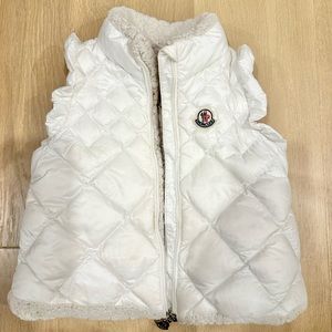 Baby Moncler ‘Teata’ Gilet in White 18-24months